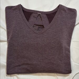 Elegant V-Neck Sweater in Deep Purple